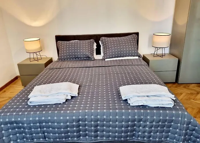 Cozy Apartment Near City Center